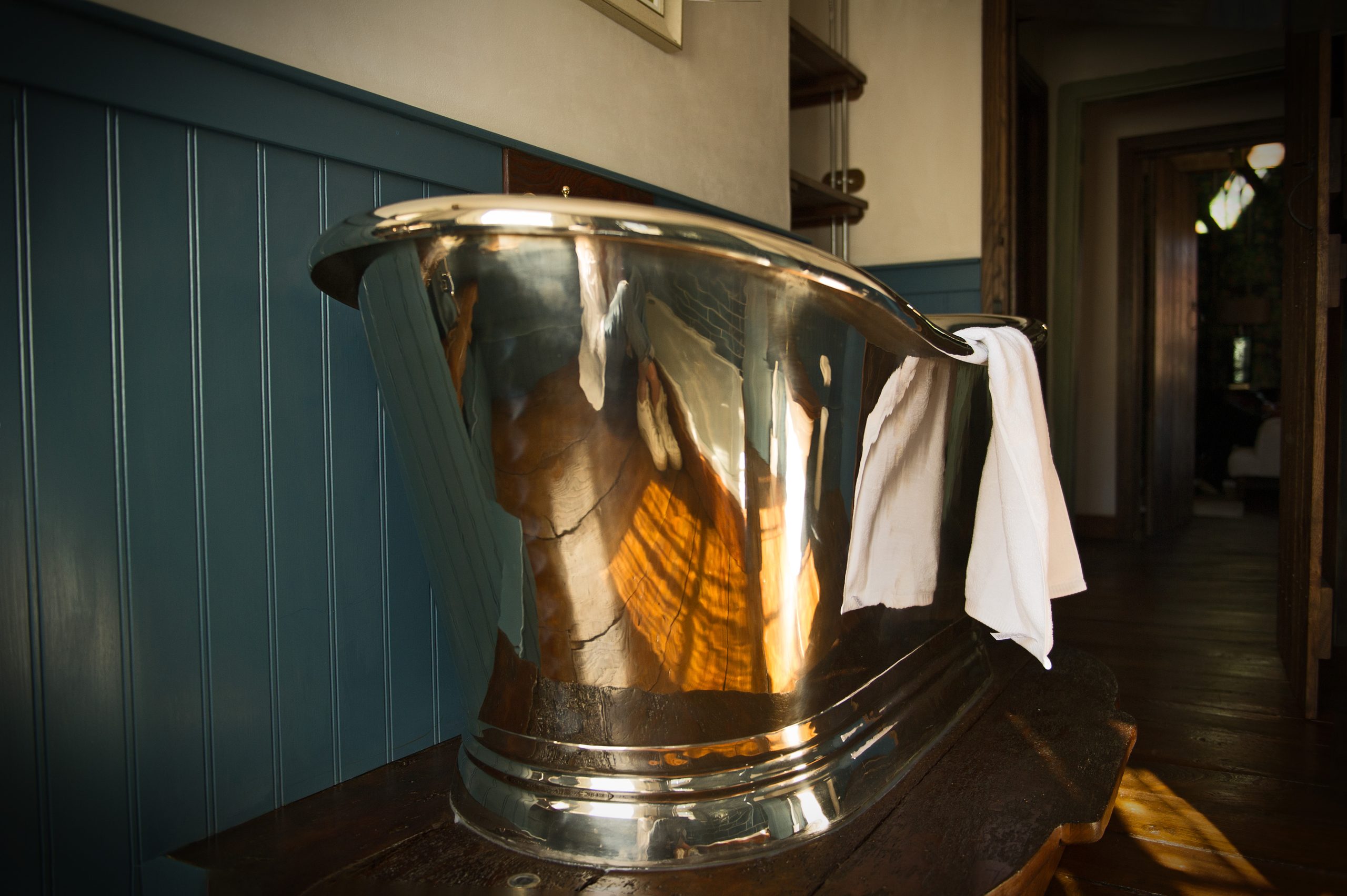 Bathing at The Wheatsheaf in Towcester